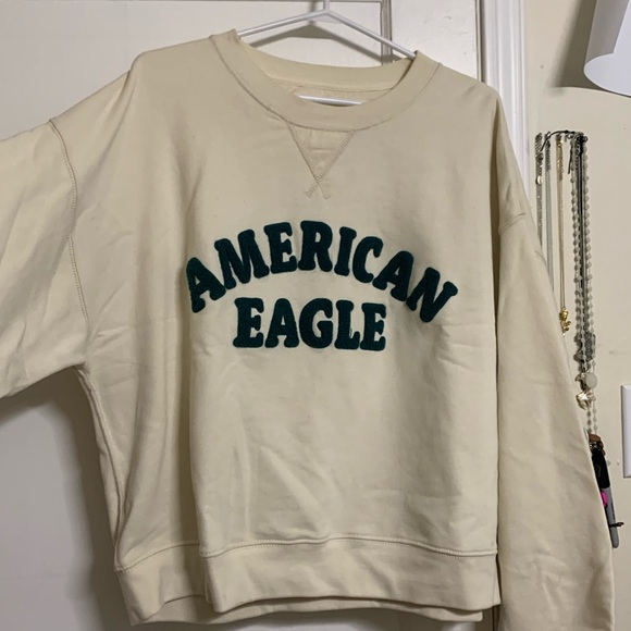 Crewneck - Picture 1 of 1